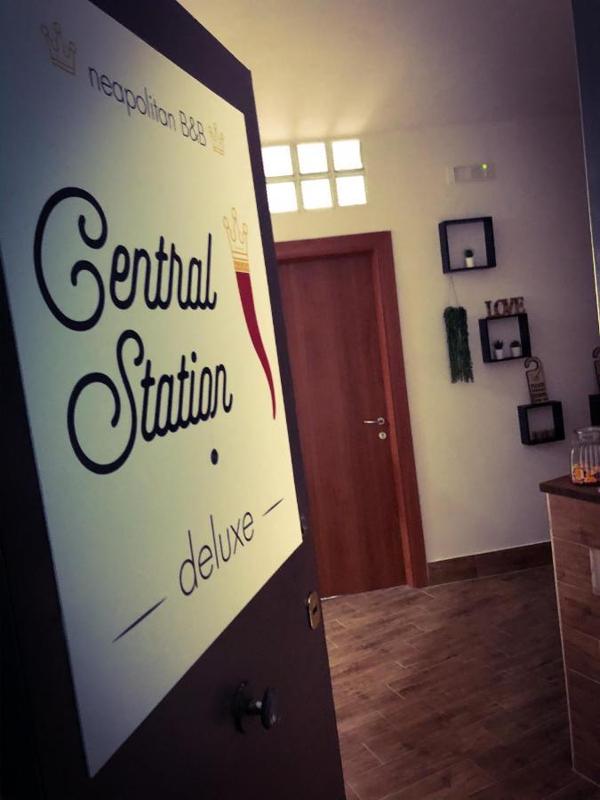 Napoli Central Station Deluxe Acomodação com café da manhã Exterior foto
